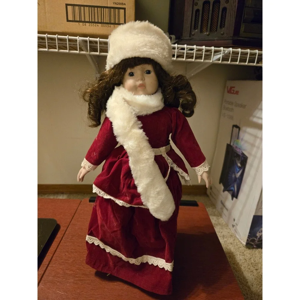 Vintage Porcelain Doll Burgundy Velvet‎ Dress Faux Fur Hat Scarf Lace Trim 16in